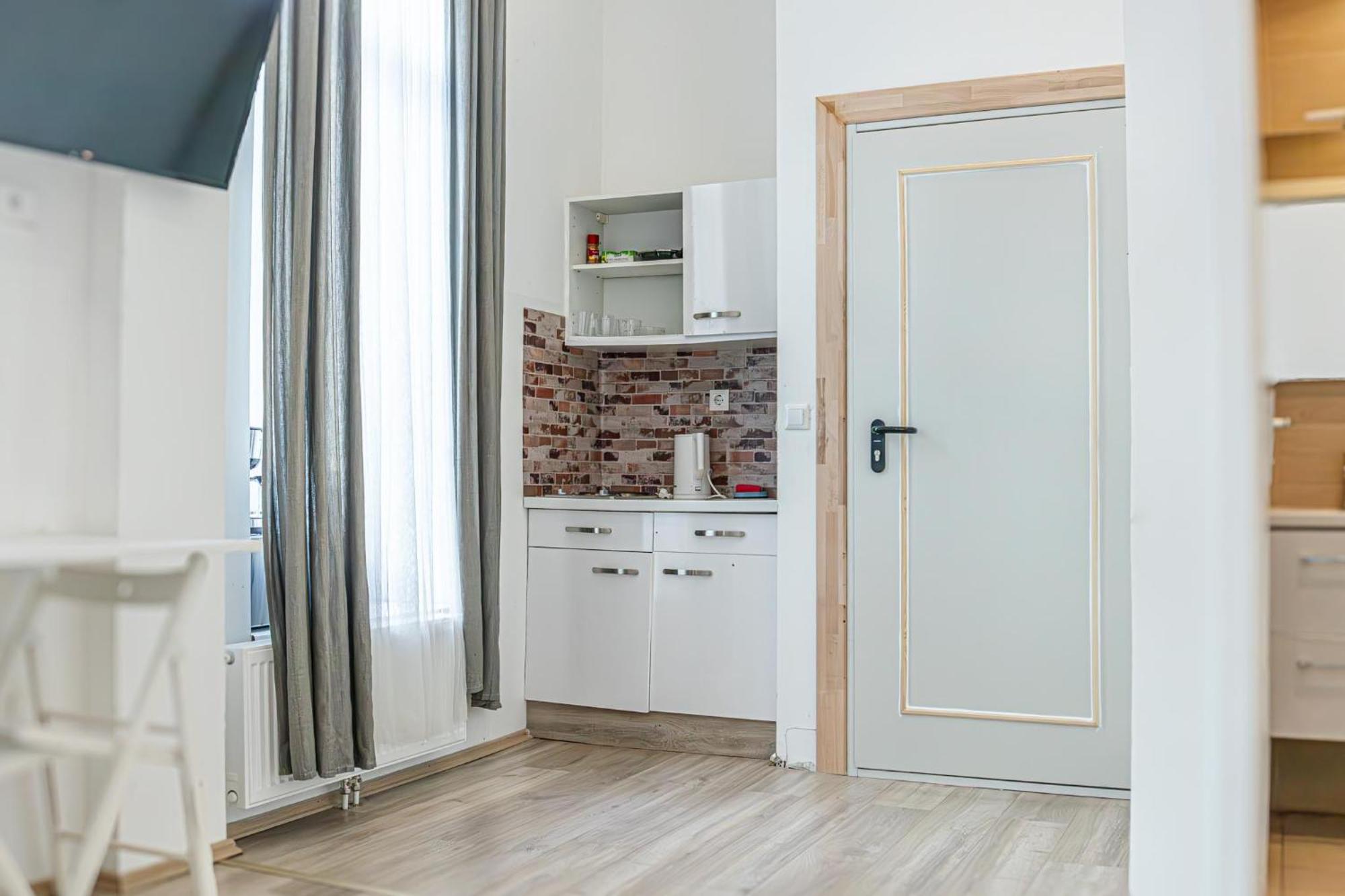 Brilliant 1Br Apt - Perfect For Longstays Wina Bagian luar foto